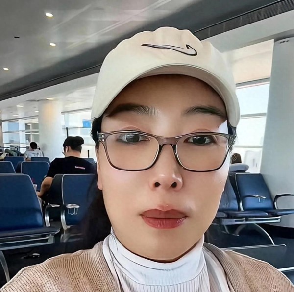 安娴一家在美国：安娴妹妹终于坦白，公开回应妈妈生病实情，祝福