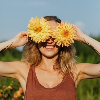 张靓颖星盘分析：太阳落天秤 ，多才多艺的实力歌手