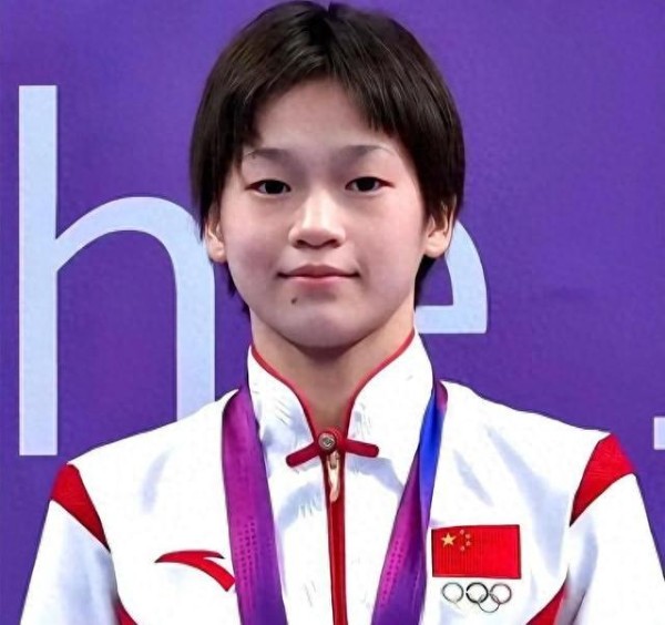 全红婵穿搭风波背后的舆论困境:体育明星也难逃外貌审视?