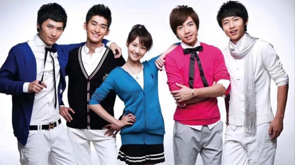 郑爽直播曝光：从“楚雨荨”到劣迹艺人，15年流量神话如何彻底崩塌？