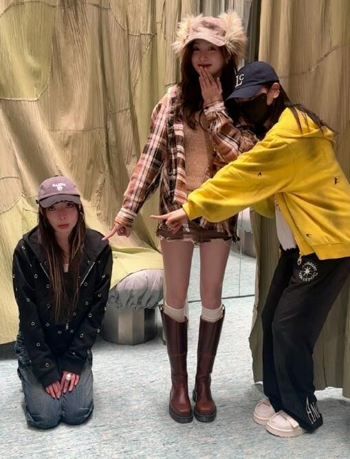 杨超越回复vava道歉 网友：体面