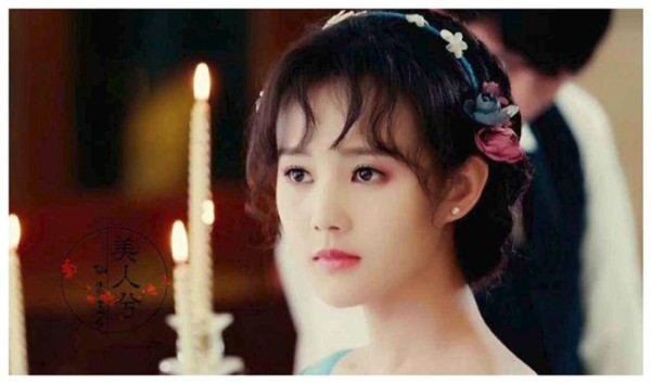 本想当茶馆老板，意外走红成明星，4年演了12部剧，都是女主角