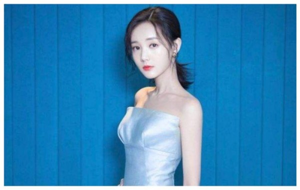 本想当茶馆老板，意外走红成明星，4年演了12部剧，都是女主角