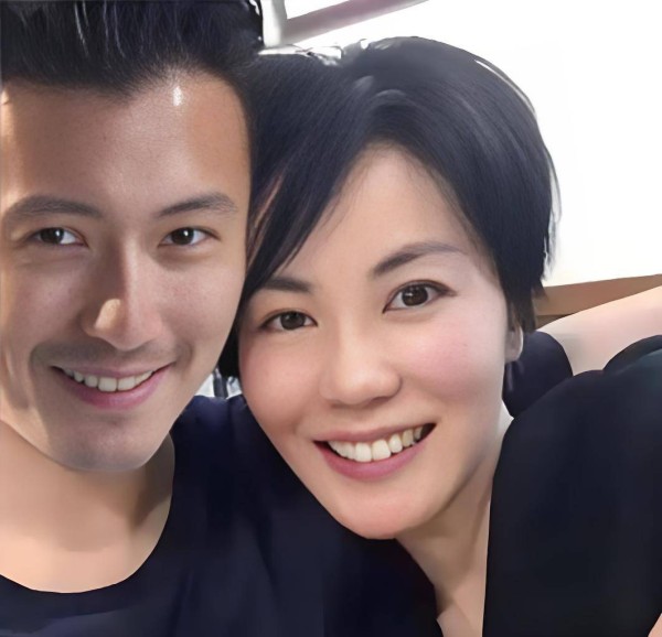 谢霆锋人生图谱:王菲陈奕迅霍汶希，三重关系筑就情感支柱