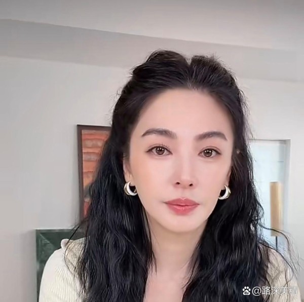 明星八卦中总不乏跌宕起伏，明星光...@路深美精的动态