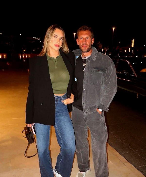 “求婚”成功！网球明星订婚了，年入两亿却甘愿承受小三的骂名