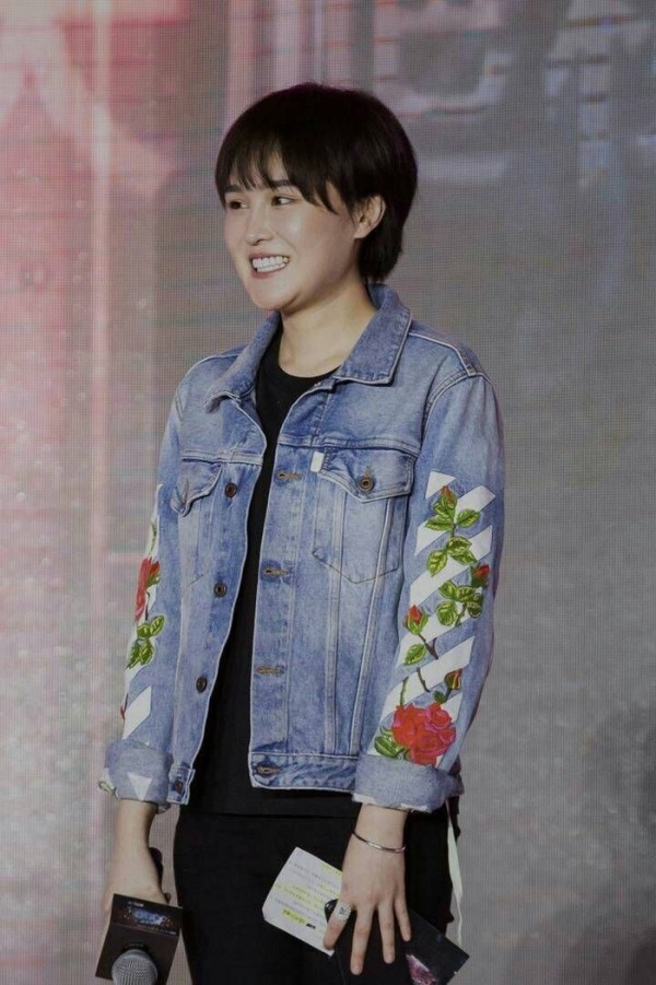 明星子女都在做什么？球球成网红，张末变导演，只有小龙女最惨！