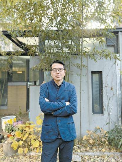 仰望中国文化天空的群星：一个作家和他的传记写作群像