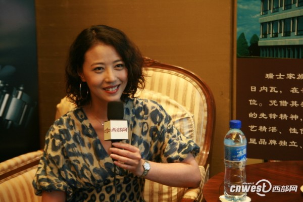 【海豚家族】【图片】以前访问娱乐名人堂之周海媚：巧笑倩兮 美