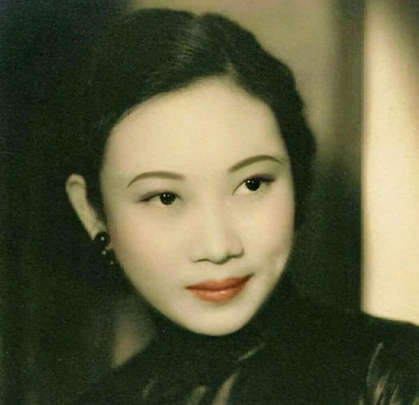 民国影后胡蝶罕见晚年口述实录，谈及与戴笠昔日桃色传闻，她的一番睿智回应发人深省