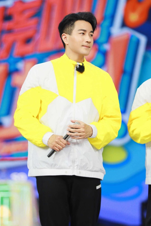 三天四瓜炸开锅？刘恺威陈晓于适唐嫣的“巧合”爆料背后，全是生意！