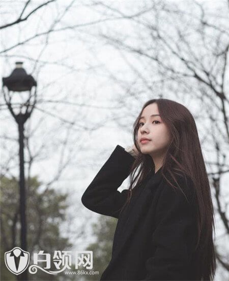 周二珂弯腰弄咕咕漏馒头视频 二珂7.28走光无删减录像回放 第5张