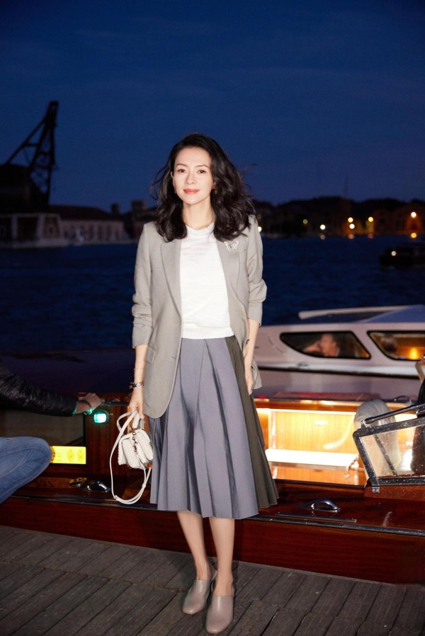 章子怡C位坐镇文联春晚！娱乐圈权力洗牌，谁才是真顶流？