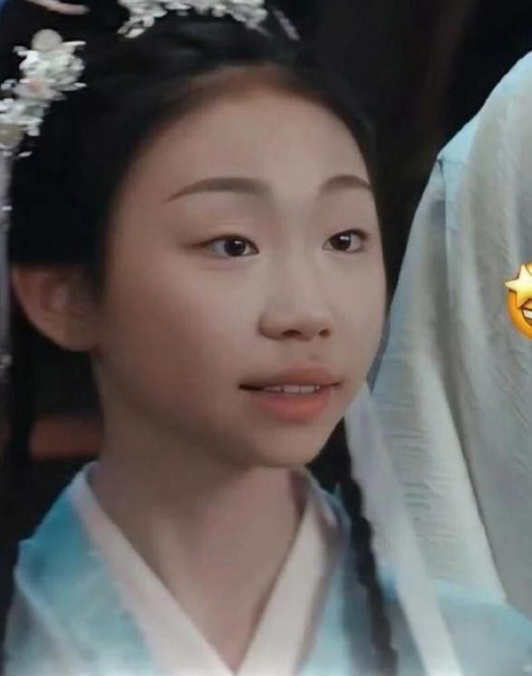 濮存昕外孙女风波升级!官媒公开点评,措辞十分严厉,撕开了特权遮羞布