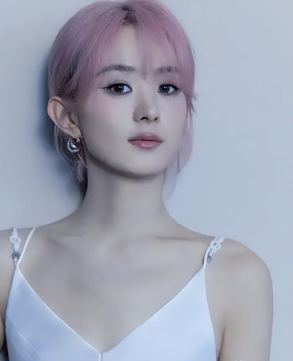 复婚二胎传闻真相大白7个月,赵丽颖近况曝光,恶心的一幕出现