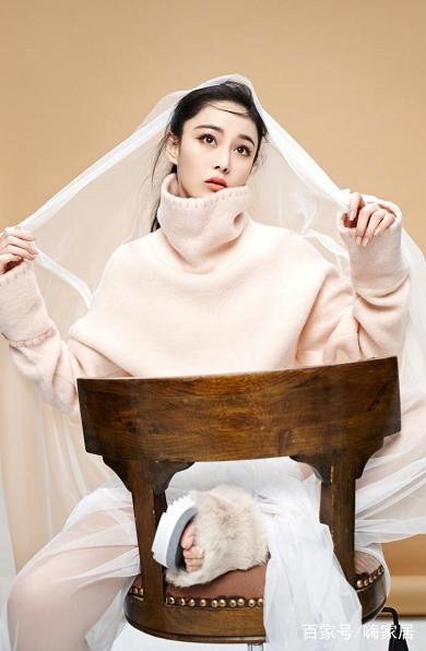 明星衣帽间:张馨予显雅致 舒畅像商场 沈梦辰家一看就有强迫症