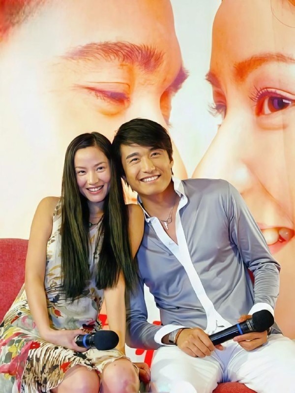 瞿颖的“活人”访谈打脸多少女星？54岁超模凭啥拿捏热搜体质？