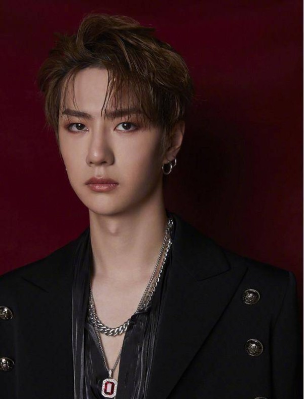 王一博将解约乐华？乐华被曝最大脂粉合约到期，将改变宣传方式