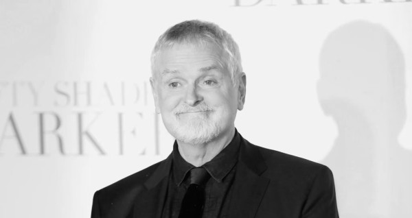 71岁导演詹姆斯・弗雷病逝,曾执导《纸牌屋》、麦当娜MV