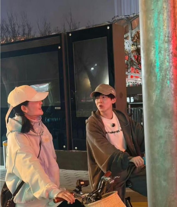 好多明星给张杰<a target=