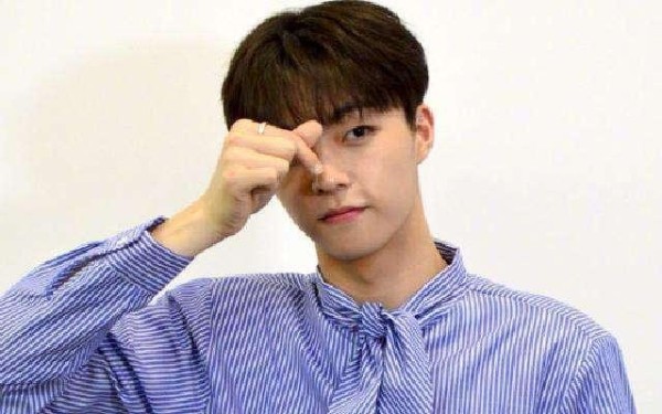 2000年出生的10位明星，认识王源不足为奇，超过7位封大神！