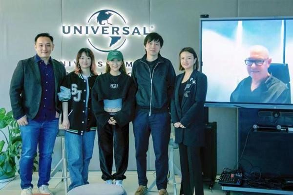 为中国唱作人搭建世界舞台 环球与白米范签订全球独家词曲版权协议