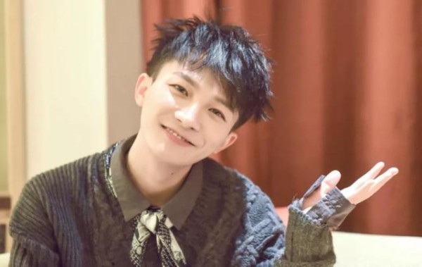 “歌坛再萧条10倍，照样没人能抢走周深的饭碗！”