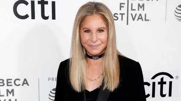 美国歌手芭芭拉·史翠珊向弗洛伊德之女捐赠迪士尼股份