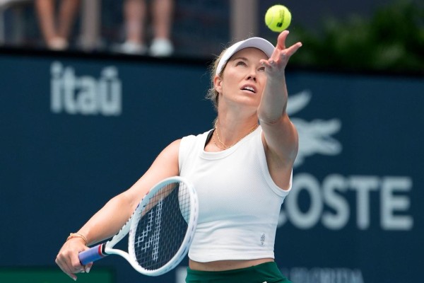 网坛公关战!穆泰硬刚VS柯林斯调侃,谁赢了这场“口哨风波”?