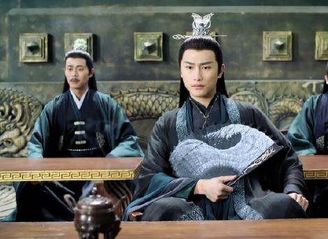 朱梓骁回应直播带货，不在乎他人看法，由明星变网红就低人一等吗？