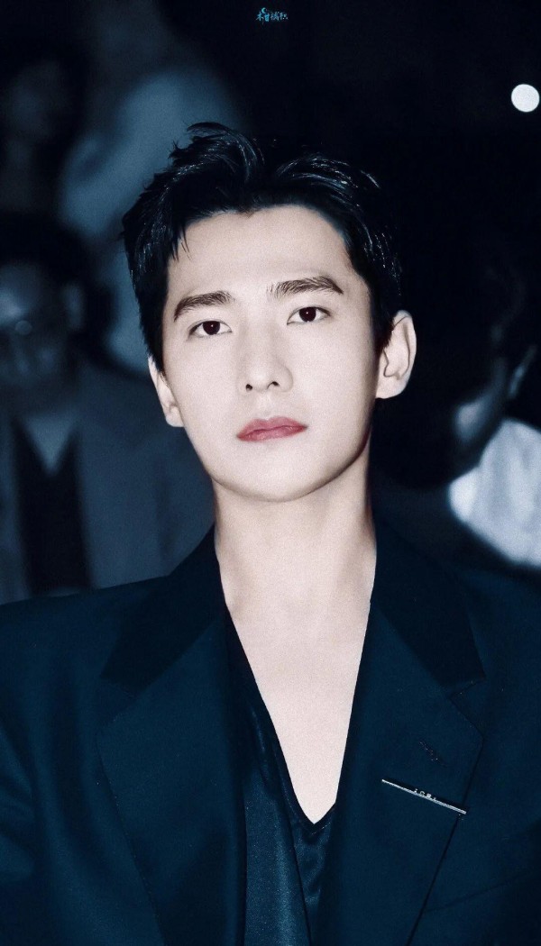 顶流动向全解析：杨洋、田曦薇、任嘉伦等8位明星最新动向