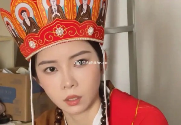 女大学生灵霖七个人资料介绍