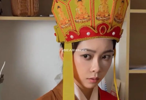 女大学生灵霖七个人资料介绍