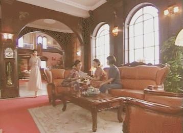 刘亦菲14岁时的剧照 婴儿肥的脸美到惊艳