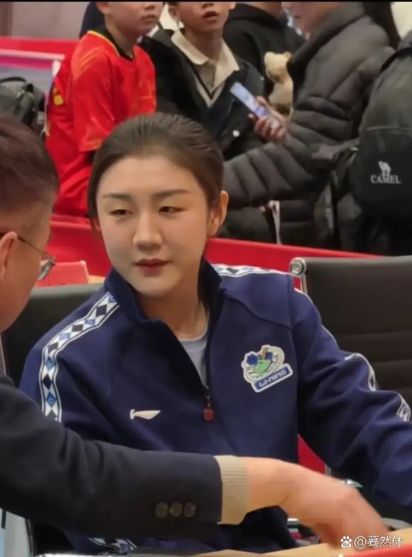 温文尔雅，落落大方！她是陈梦，一个...@蓦然休的动态