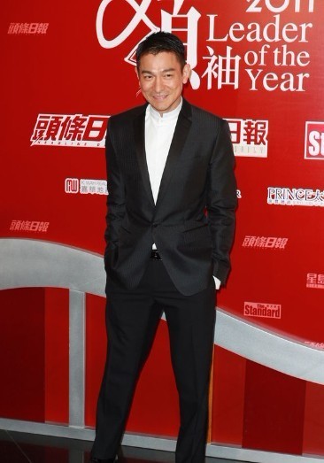 传刘德华为照顾朱丽倩和女儿 或淡出娱乐圈