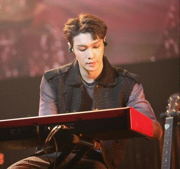 当下日本最受欢迎的十位中国明星排名盘点，揭示中国明星在日本娱乐圈的高人气