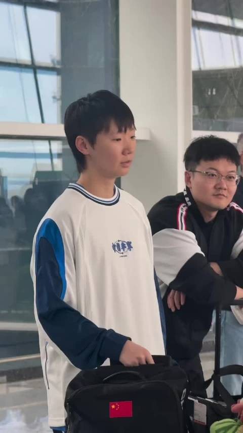 曼昱比赛顺顺利利，加油