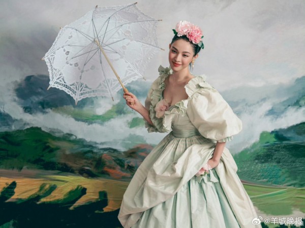 内娱明星多巴胺穿搭引热议，钟楚曦马思纯杨紫等出镜