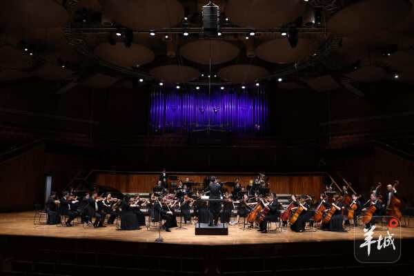雨夜,广州这场慈善音乐会为何能汇聚千人合唱?