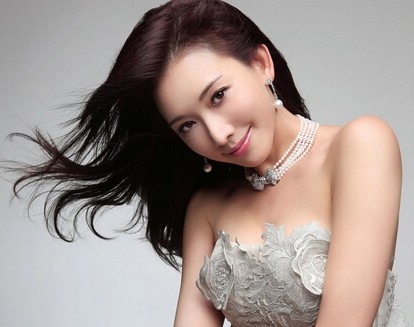 盘点娱乐圈因绯闻而一举成名的女星