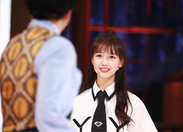 凭借绯闻被大家认识，参加选秀让人刮目相看，她又收割了路人缘