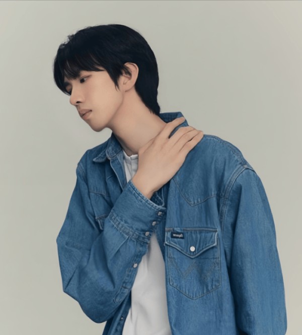 韩国炒年糕富三代明星梦碎，和经纪公司解约出道失败