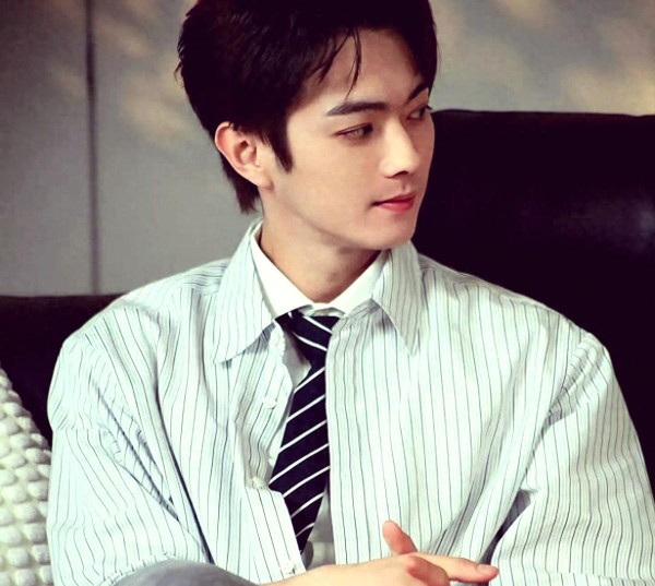 娱乐圈风波接连不断，明星私生活与爆料套路引发热议