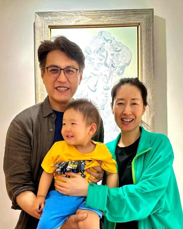 丁程鑫“不刻意”友谊背后，藏着内娱顶流生存智慧？