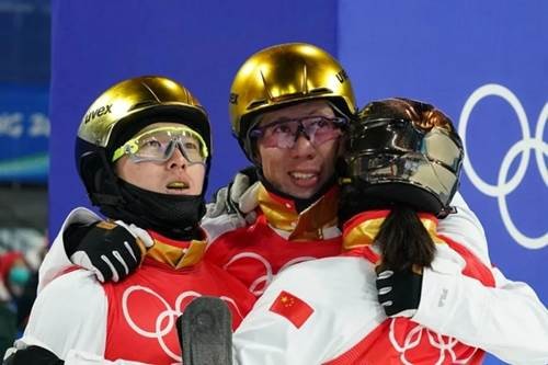 以科技力丰富“专业运动+高端时尚”，FILA斐乐助力国家队逐梦冰雪