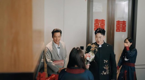 吴彦祖代旭井胧跑错婚礼？《风华合伙人》导演揭秘真相！