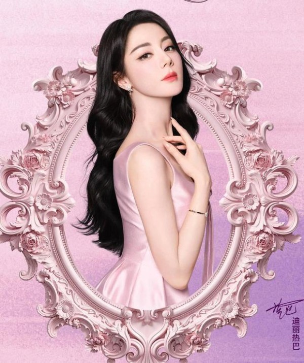 热巴天鹅颈好吸睛。