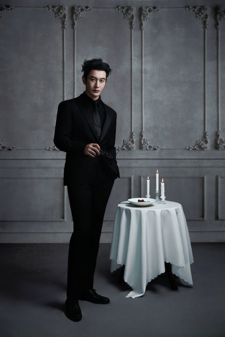 黄晓明今年报考上海戏剧学院的具体专业和方向是什么?