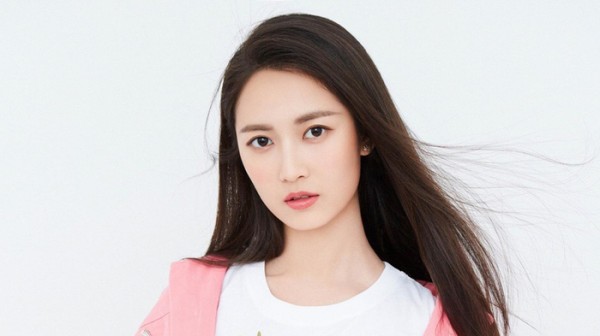 陈钰琪：三流艺校出身，横店当群演被唐嫣相中，演金庸女主走红